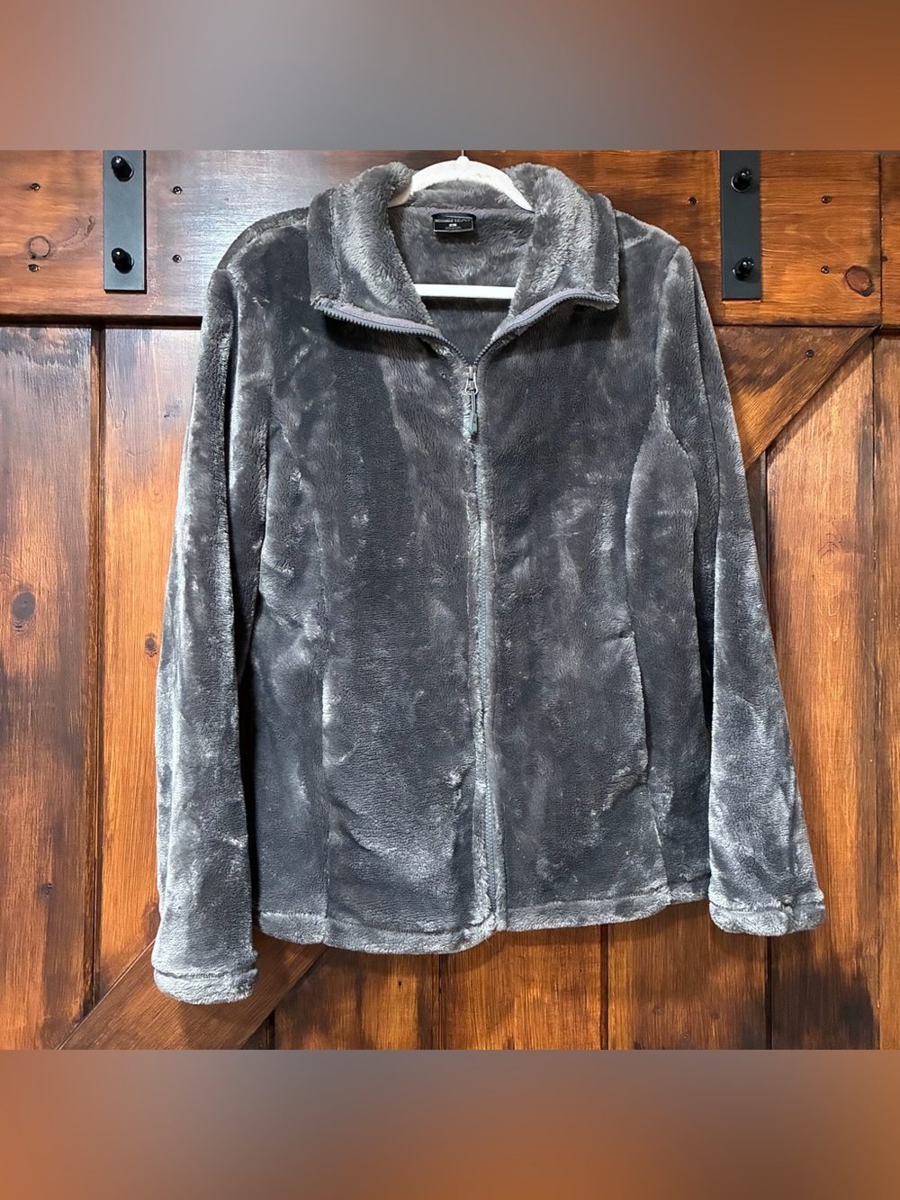 32 Degree Heat ultra soft and comfy zip jacket